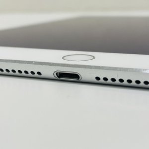 iPad Air2 ドックコネクター交換修理