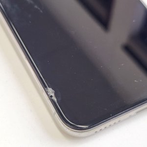 【iPhoneX フロントパネル交換】不意の画面トラブルでお困りの時は当店までご相談ください!フロントパネル交換およそ30分程で完了致します!!
