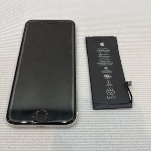 iPhone8修理 バッテリー交換｜川口市芝