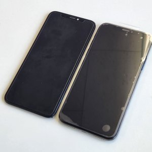 【iPhoneX 液晶交換】画面が映らなくなったり、タッチが効かなくなってしまった時は当店までご相談下さい!液晶パネル交換、即時ご対応致します!!