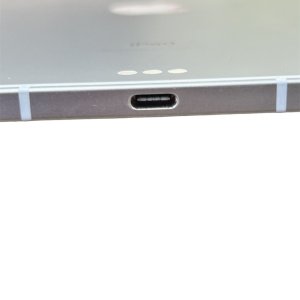 iPad6コネクター交換修理