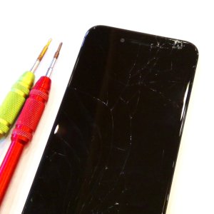 iPhoneSE3 フロントパネル交換