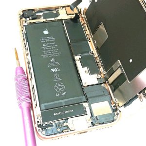 iPhone8 バッテリー交換