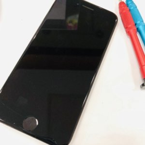 iPhoneSE2 アイフォンSE2 フロントパネル交換