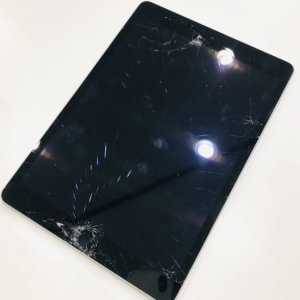 iPad7 フロントパネル交換＆ホームボタン交換
