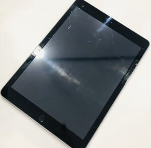 iPad Air2 フロントパネル交換