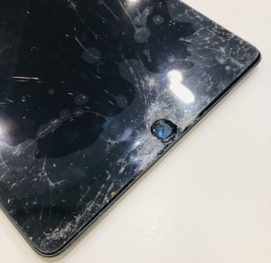 iPadPro10.5 第1世代 液晶交換+ホームボタン交換