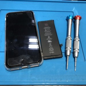 iPhoneSE2　バッテリー交換