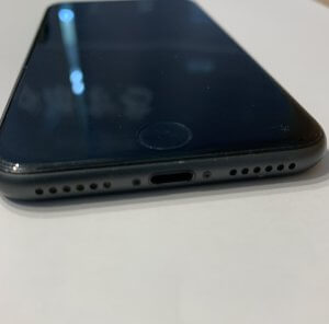 iPhone8 ライトニング交換