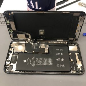 iPhone11ProMax バッテリー交換修理
