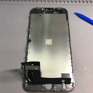 iPhoneSE2 液晶パネル交換修理 /入間市春日町いなげや