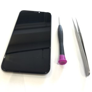 iPhone11Pro パネル交換