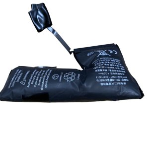 iPhoneXS バッテリー交換 バッテリー膨張