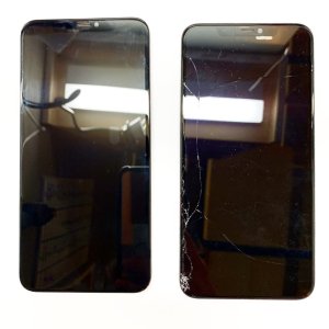iPhone11ProMax 液晶交換