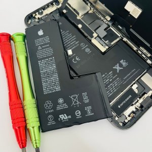 iPhoneXS バッテリー交換修理
