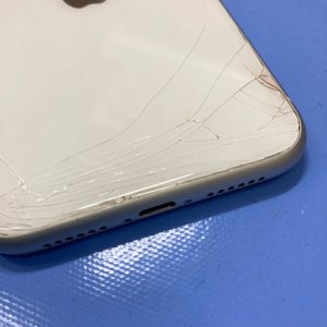iPhoneXR 背面ガラス交換修理|東京都町田市玉川学園