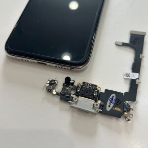 iPhone11Pro　ライトニング交換