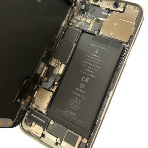iPhone12 バッテリー交換