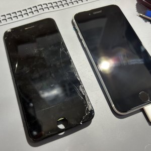 iPhoneSE 第2世代 画面割れ