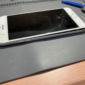 iPhone7+バッテリー交換