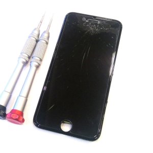iPhoneSE3 フロントパネル交換