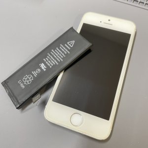 iPhone5SE バッテリー交換