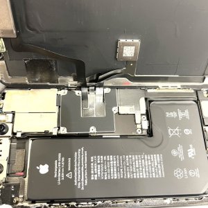 iPhone11 バッテリー交換