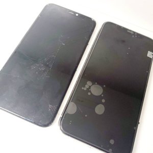 iPhoneXS フロントパネル交換