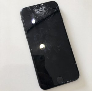 iPhoneSE3 フロントパネル交換
