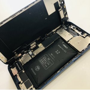iPhone12 バッテリー交換