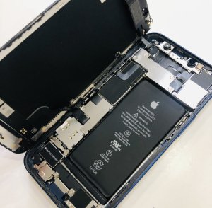iPhone12 バッテリー交換
