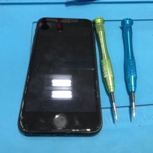 iPhoneSE2（アイフォンSE２） パネル（画面）交換