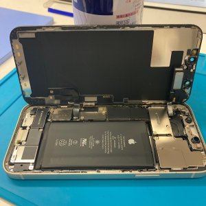 iPhone12 充電不十分バッテリー交換 | 神奈川県相模原市南区若松