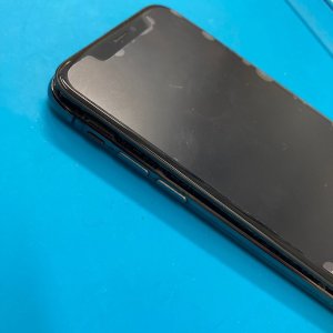 iPhoneXS 画面が浮き上がる!バッテリー交換 | 相模原市南区御園