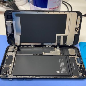 iPhoneSE3 最大容量70% バッテリー交換 | 相模原市南区古淵