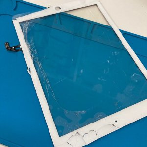 iPad5 デジタイザー破損 パネル交換 | 神奈川県横浜市青葉区