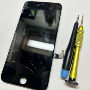 iPhoneSE3 フロントパネル交換