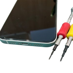 iPhone12 ライトニング修理