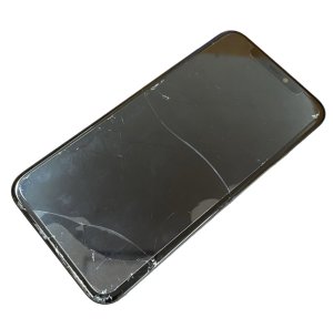 iPhone 11 フロントパネル交換