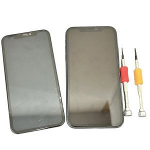 iPhone11液晶交換修理