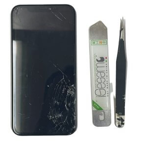 iPhone11 フロントパネル交換