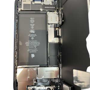 iPhone12 バッテリー交換