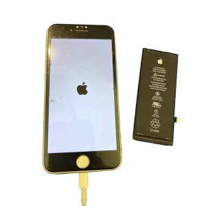 iPhone8 点検 充電不良 バッテリー交換