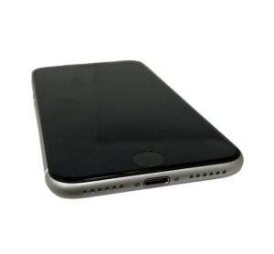 iPhone SE3 充電不良 クリーニング作業