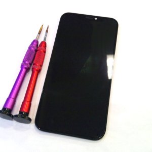 iPhone12 フロントパネル交換