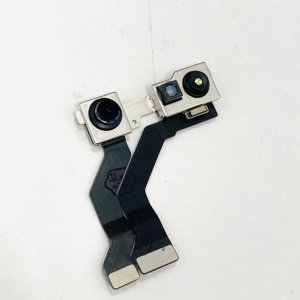 iPhone13 インカメラ修理