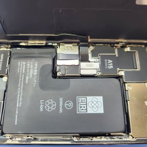 【iPhone13Pro バッテリー交換】バッテリ―の劣化を感じたらぜひ当店までご相談下さい!13シリーズのバッテリ―交換も即時ご対応致します!!| 北群馬郡吉岡町