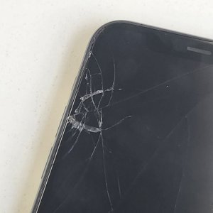 【iPhone11Pro 液晶交換】突然のトラブルでアイフォンに不具合が起きた時はお気軽に当店までご相談下さい!!予約なしでもご対応致します!!｜渋川市中郷
