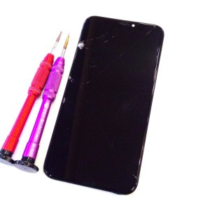 iPhoneXS フロントパネル交換