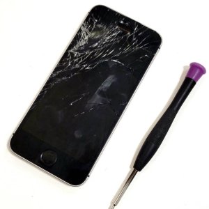 iPhoneSE3 液晶交換